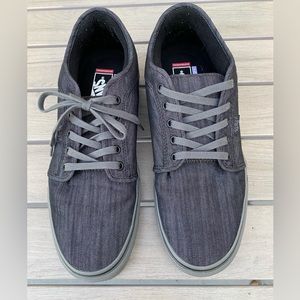 Men’s Vans size 11